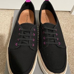 Vionic Womens Jovie Black Fashion Sneaker Size 10 Medium (B, M)!